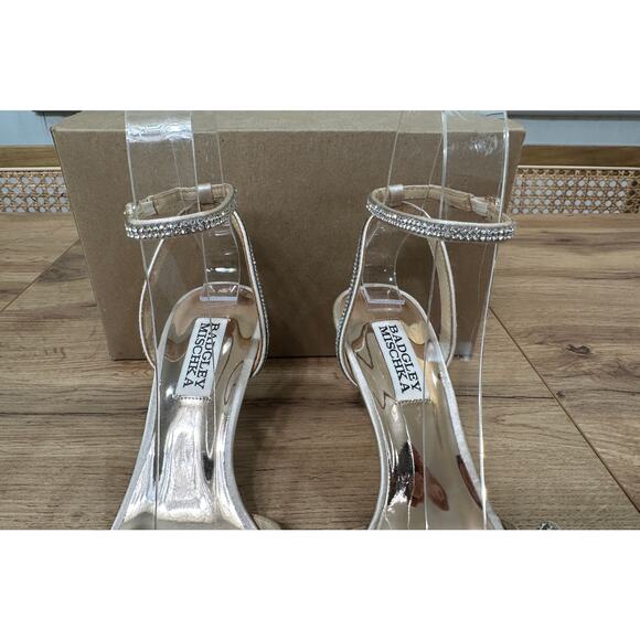 Badgley Mischka Remi Statement Heel Satin Rhinestone Bow Size 5 NWOB Wedding MOB - Picture 5 of 11